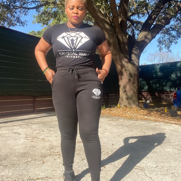 CWF Black LOGO T-shirt - Picture 3 of 4